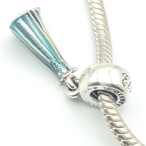 ELSA DRESS
Pandora DISNEY Princess Elsa Dress Frozen Disney Dangle Charm 925 ALE - Picture 3 of 8